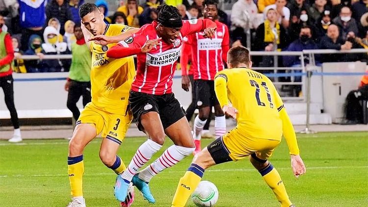 球场上的力 球场上的力